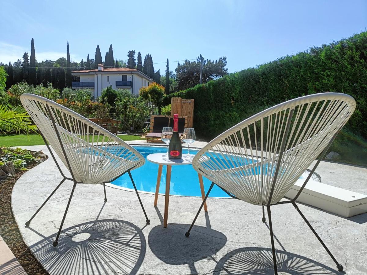Picnic Room And Pool Castelnuovo del Garda Exterior foto