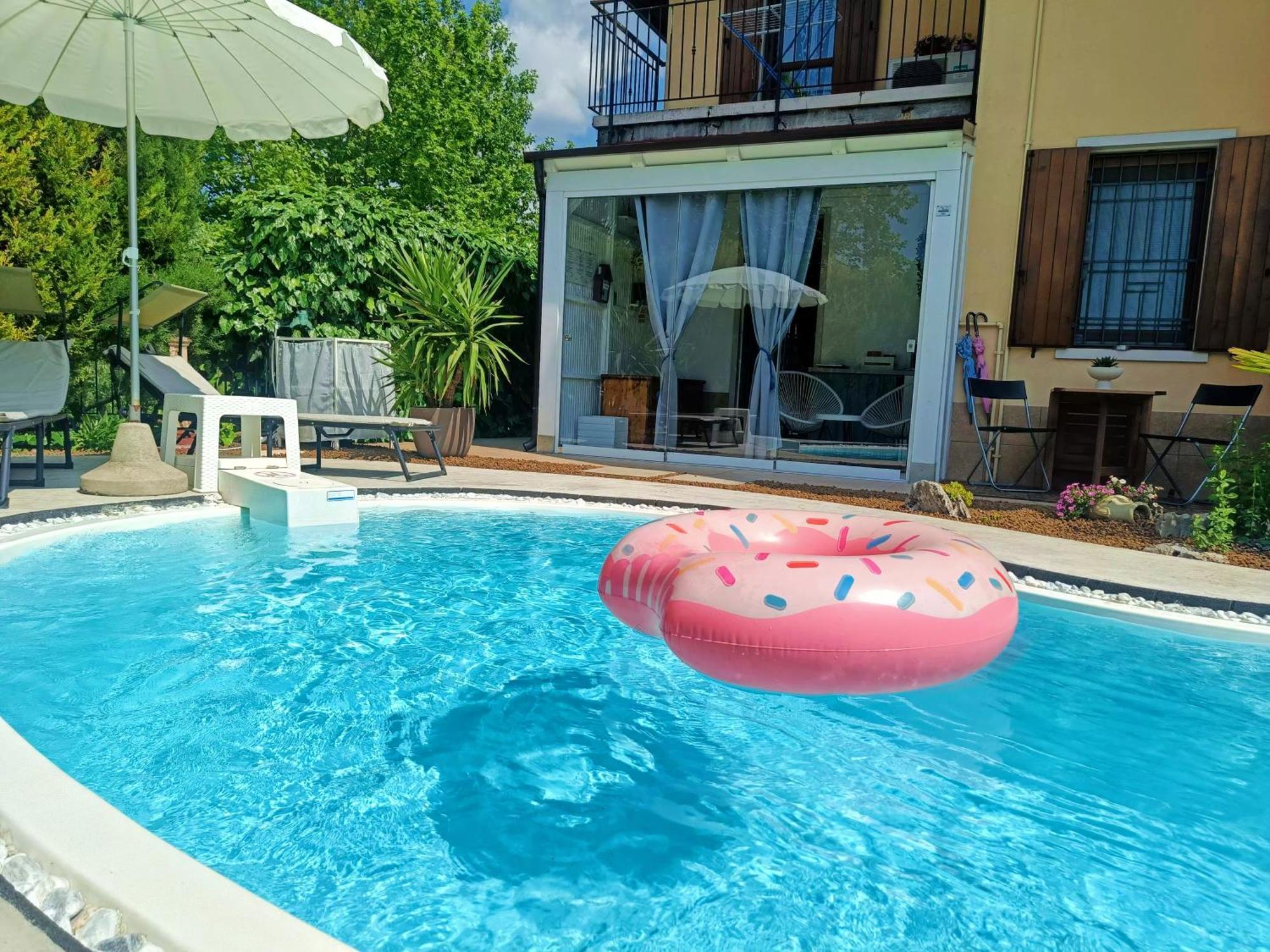 Picnic Room And Pool Castelnuovo del Garda Exterior foto